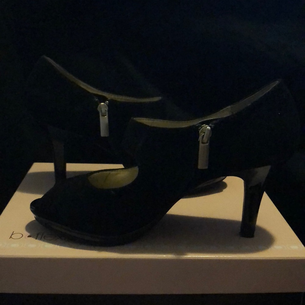 Black heels